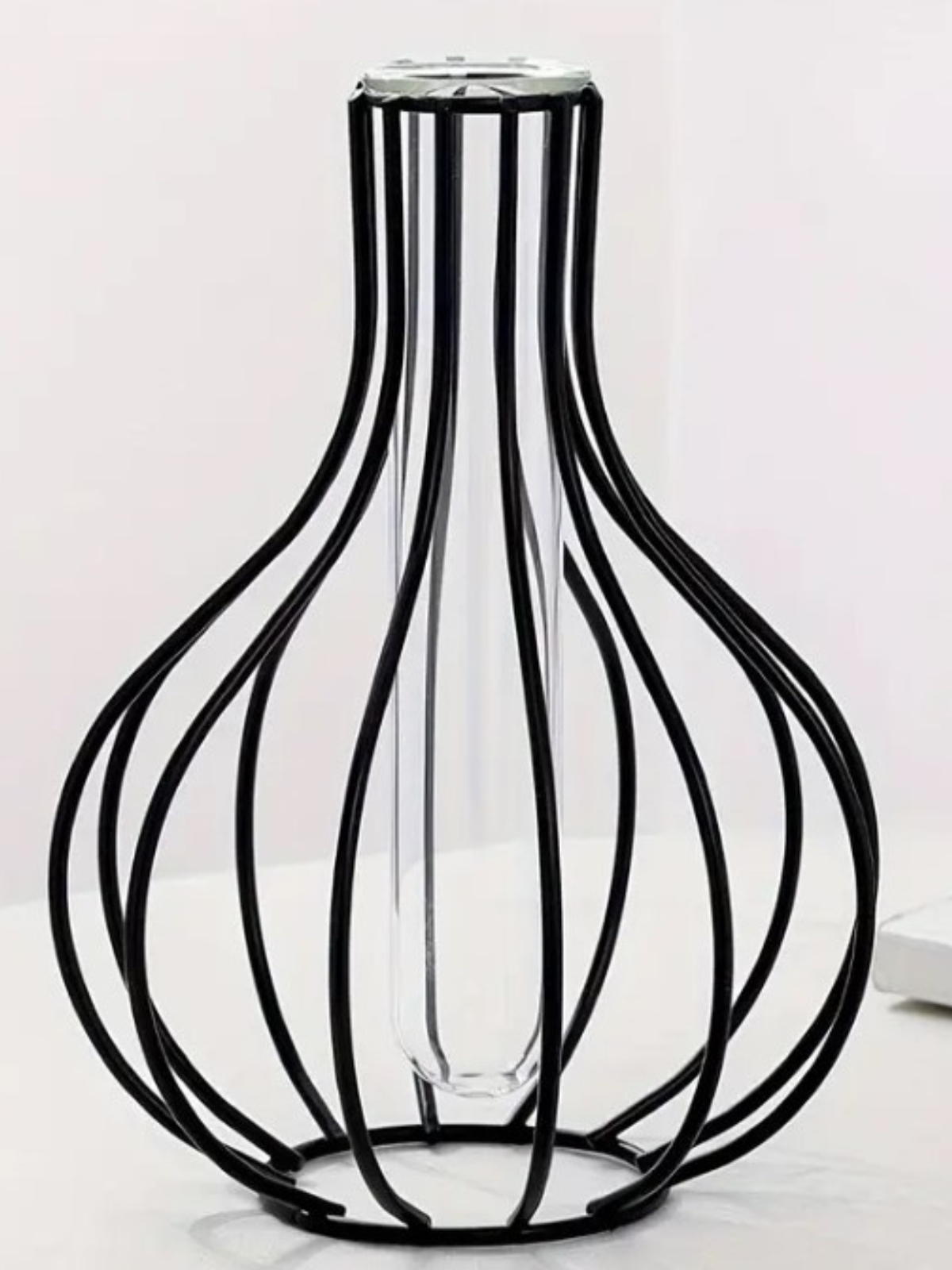 Vaas Metaal Zwart met Binnen vaasje 24 cm hoog