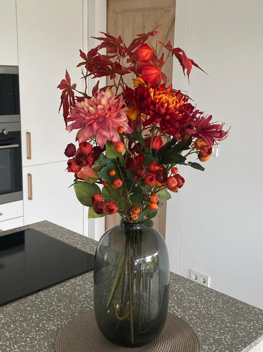 Zijden Boeket Autumn Elegance met  Vaas Don grey Ø20 x H33 cm